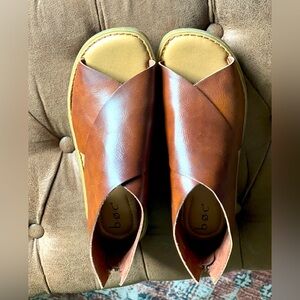 B.O.C. Women’s 9, new and never worn, aside from trying on in store